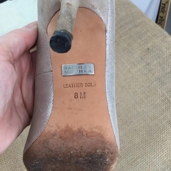 Badgley Mischka Women’s Gold Suede Heel Pump - Picture 11 of 11